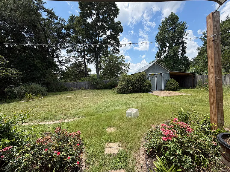 120 Toccoa Dr — Photo 16