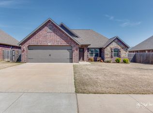 3600 SW Elm Manor Ave, Bentonville, AR 72712