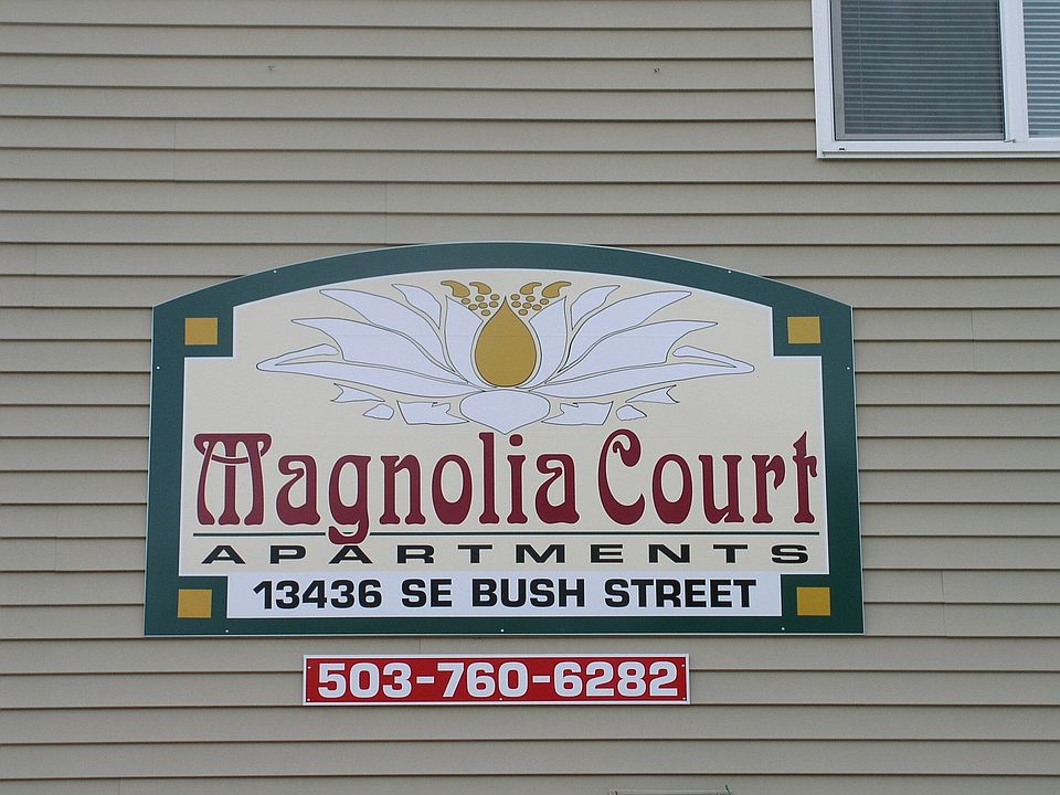 Magnolia Court - Portland Oregon