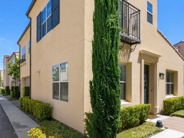 21730 Bene Dr, Santa Clarita, CA 91350