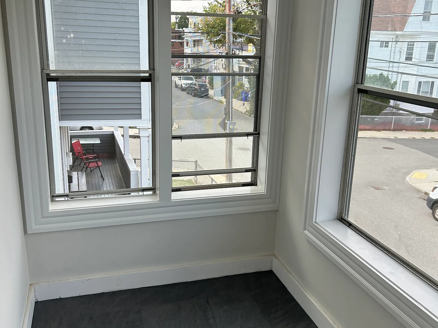 3 bed, 1200 sqft, $3,850 — Photo 4
