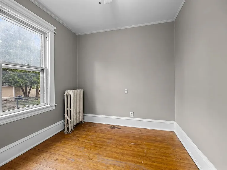 1217 Grand Ave — Photo 36