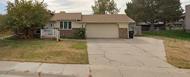 3 bed, 1252 sqft, $2,000 — Photo 1