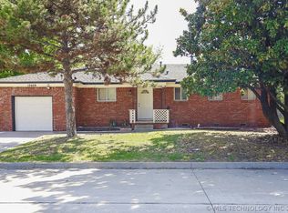 10608 E 1st St, Tulsa, OK 74128