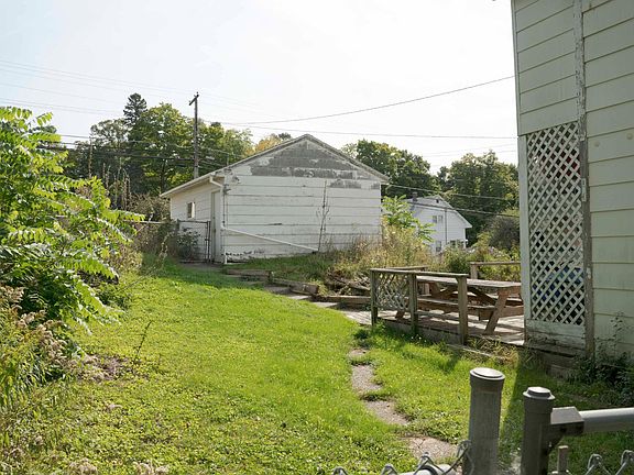 2nd image of 309 S 5th St #S