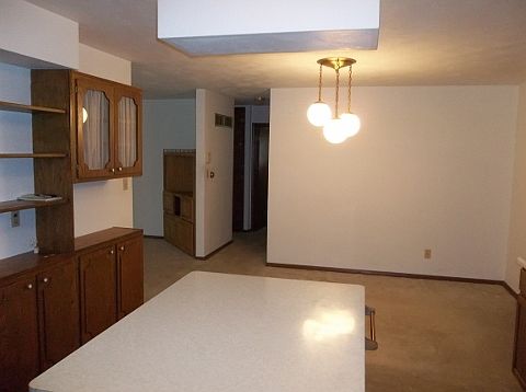 4th image of 1102 1st St SE