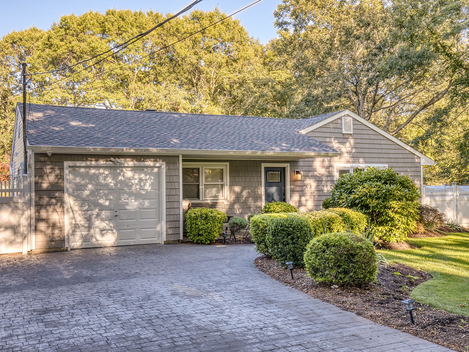 114 Oak Ave, Shirley, NY 11967 Zillow