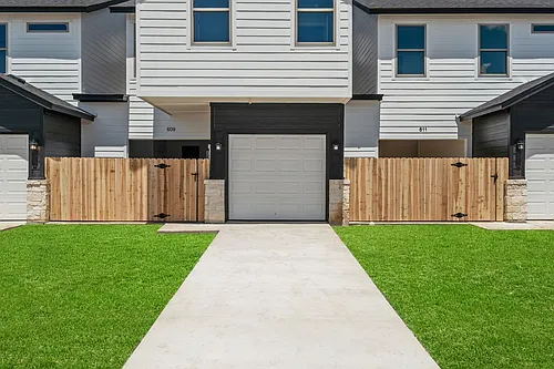 742 Meiomi Dr Photo 1