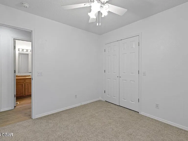 1177 E Amber Dr — Photo 15