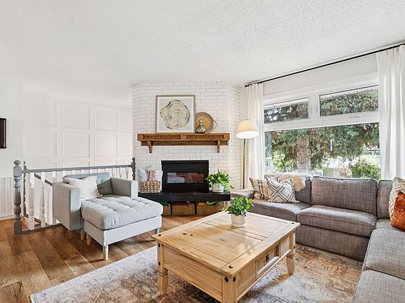 4th image of 432 SW Queensland Rd SE