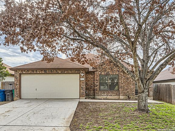 2nd image of 2319 Fox Meadow Dr