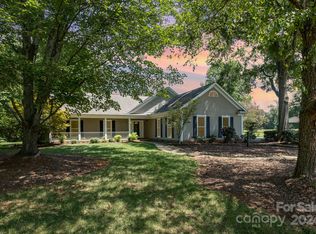7911 Surry Ln, Indian Trail, NC 28079
