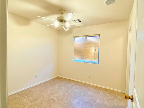 5th image of 5909 S 16th Dr
