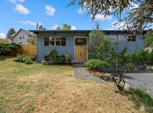 12713 19th Ave NE, Seattle, WA 98125