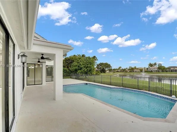 22281 Tupelo Pl, Boca Raton, FL 33428