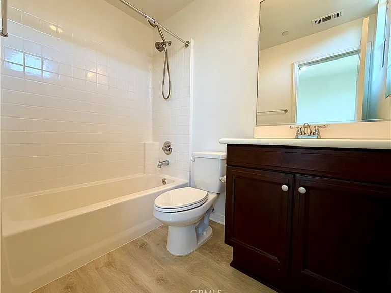 606 Asbury — Photo 28