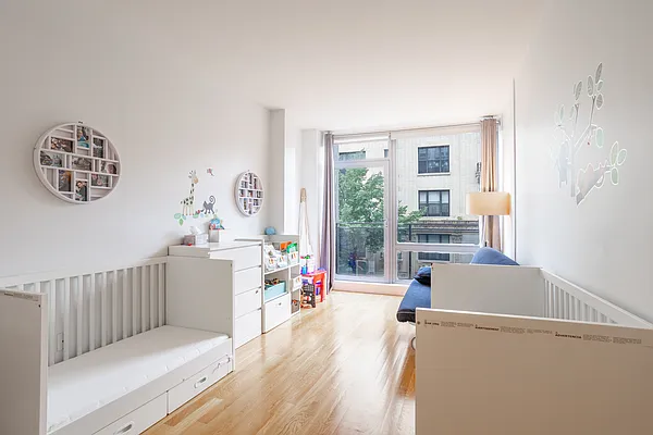 Rented by Bond New York | media 16