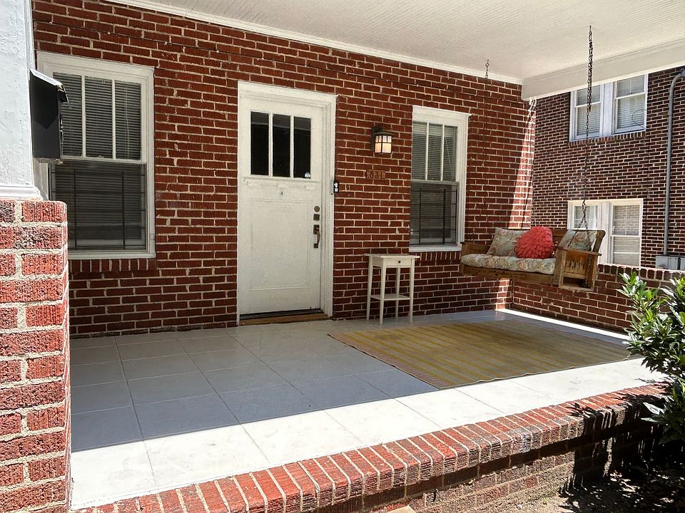 Front porch. Main entrance