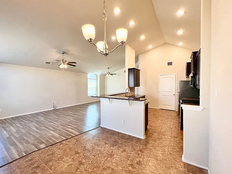 325 Ammonite Ln — Photo 22