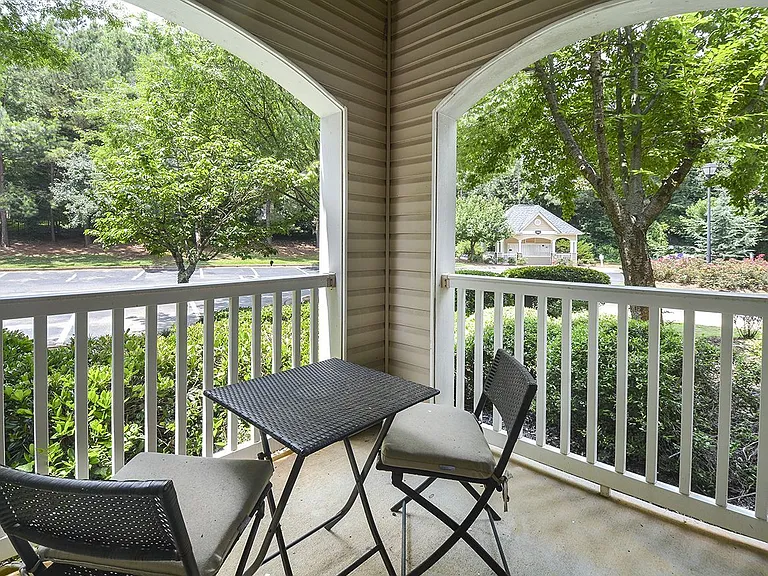 Walden Brook Apartments — Photo 6