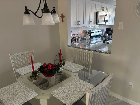 16360 Dublin Cir APT 103, Fort Myers, FL 33908