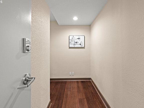 2nd image of 255 SW Harrison St APT 20D