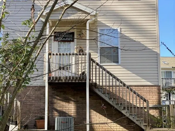2305 Greenwood Dr Unit 21, Johnson City, TN 37604