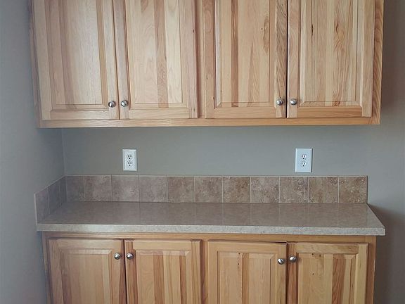 4th image of 54 Cherry Ln
