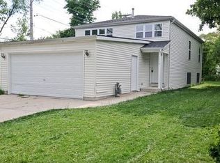 1934 Dickey Ave, North Chicago, IL 60064