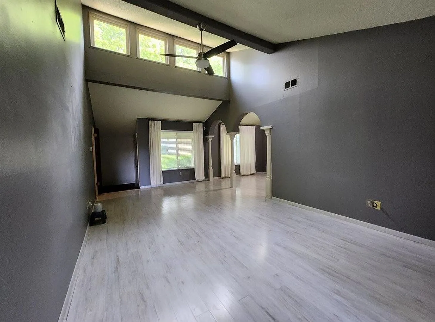 For Lease!! — Photo 3