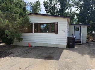 318 6th Ave SW, Eston, SK S0L1A0