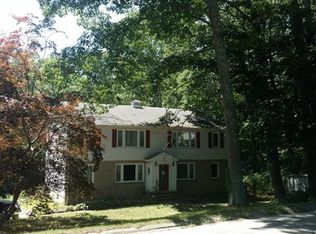 405 Noank Ledyard Rd, Groton, CT 06355