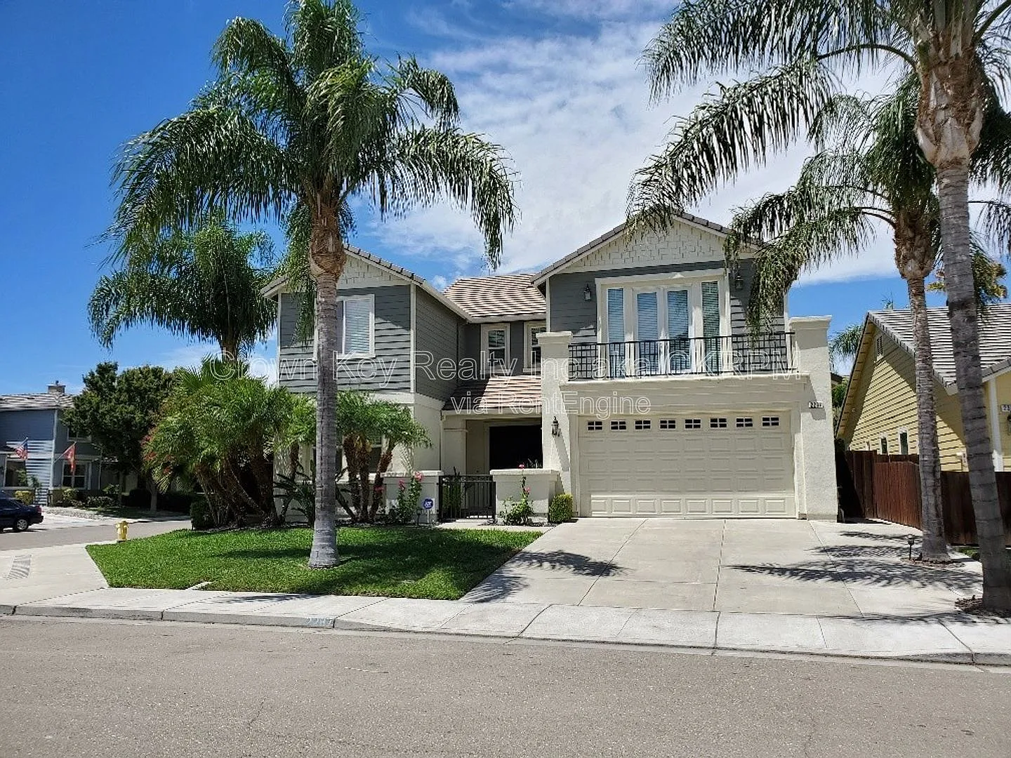 2287 Lighthouse Cir photo 1