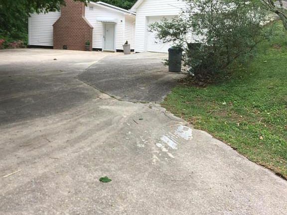 4th image of 205 Skyline Dr