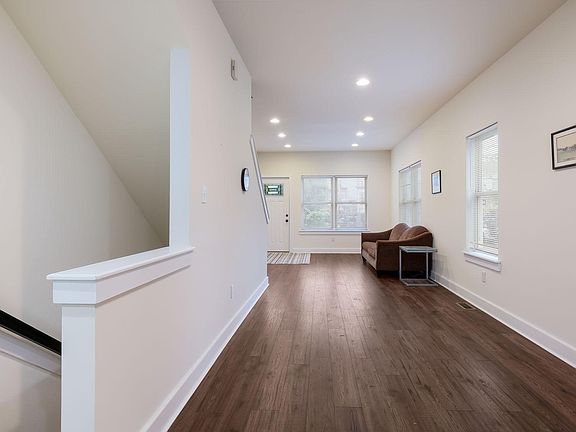 5th image of 436 N Sloan St