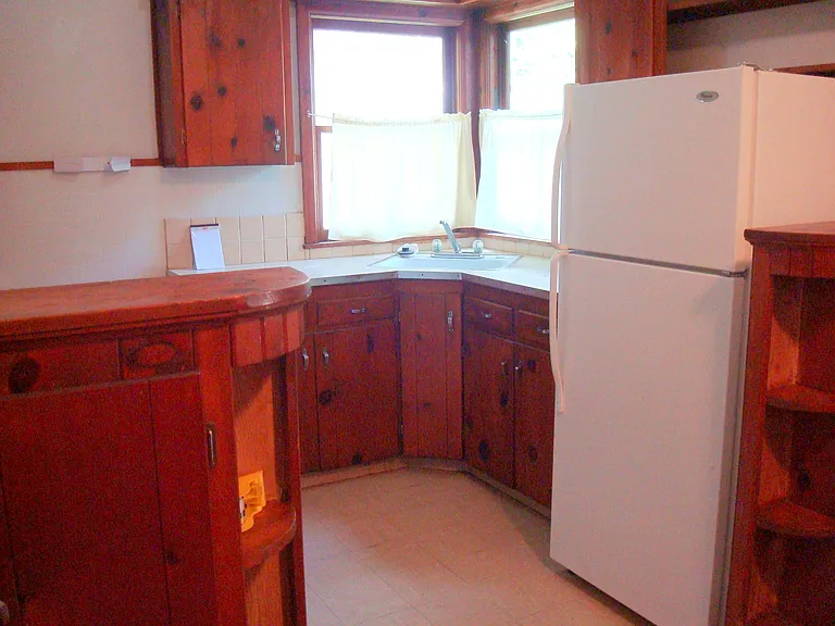 1101 Pierre St — Photo 4