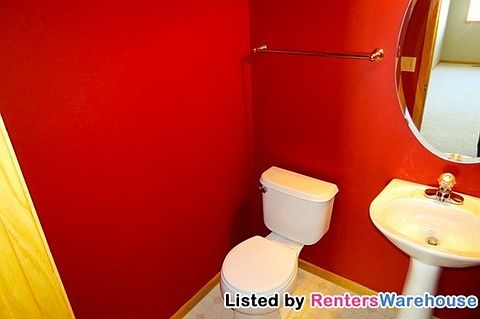 5th image of 711 Woodduck Dr Unit C