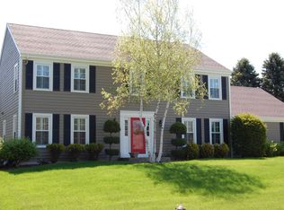 7 Redwood Ct, Racine, WI 53402