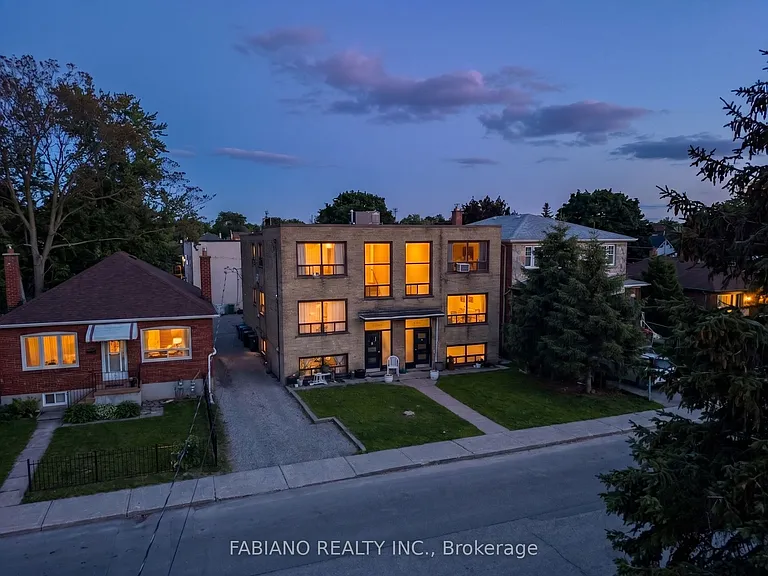 5 Hertford Ave #2 — Photo 22