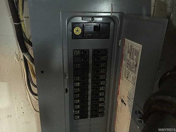 4th image of 6620 W Britton Dr
