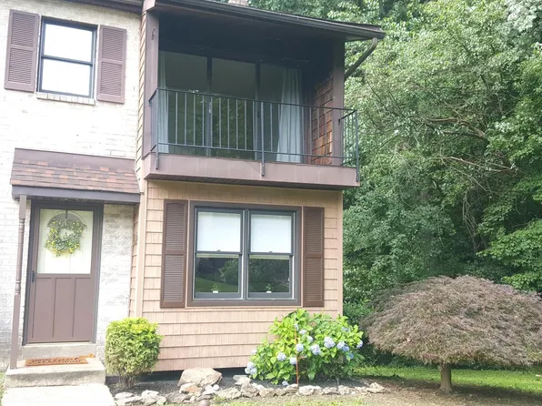 162 Bishops Dr, Aston, PA 19014