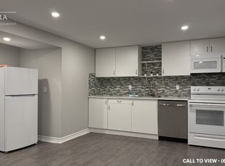 1857 Brookshire Sq #2, Pickering, ON L1V5G2