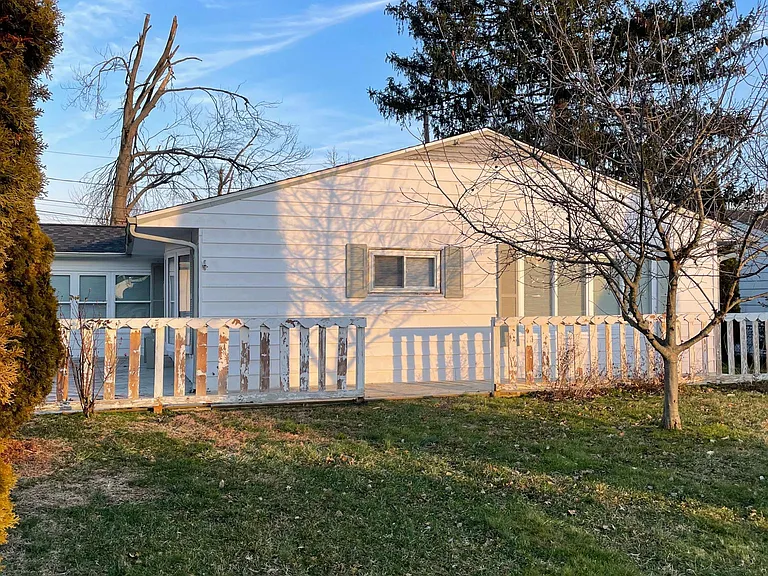 4 Carlisle Rd — Photo 13