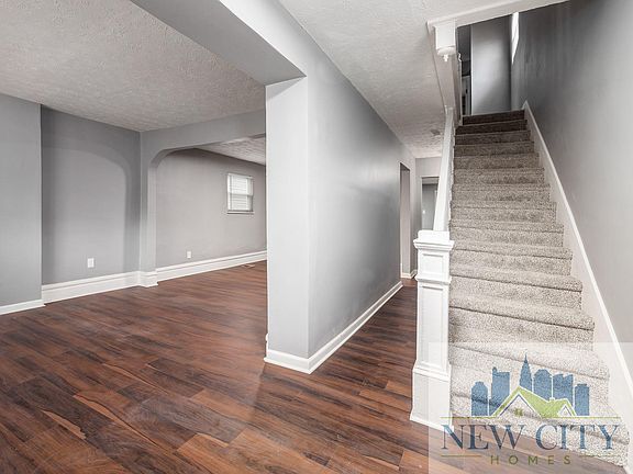 3rd image of 245 Clarendon Ave