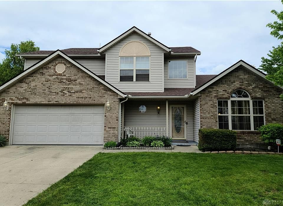 1st image of 737 Gray Oak Dr