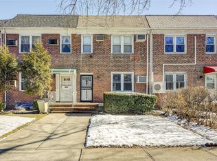 7533 168th Street, Fresh Meadows, NY 11366