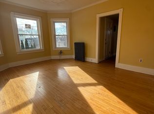 12 Woodbine St #2, Worcester, MA 01603