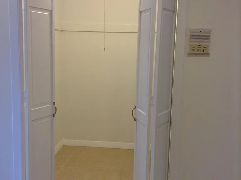 1734 Commonwealth Ave — Photo 10