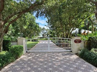 76 S Sewalls Point Rd, Sewalls Pt, FL 34996