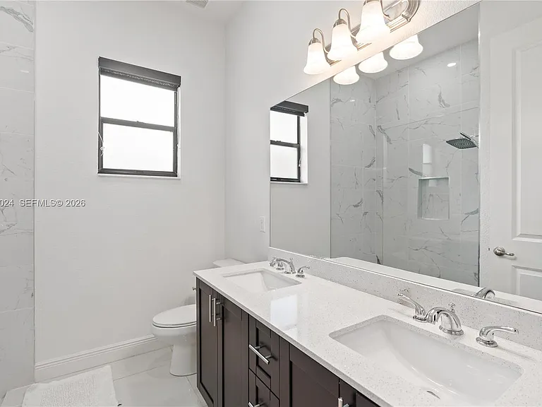 21365 SW 177th Ct — Photo 24